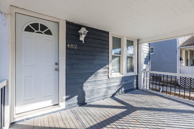 Photo - 2-Bedroom Home with Flexible Bonus Room Near Downtown Columbus