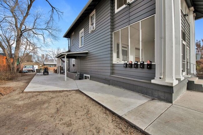 Photo - Charming Downtown 1-Bedroom in Historic Victorian Building