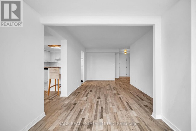 Photo - 135 Hillcrest Ave Unité 1016