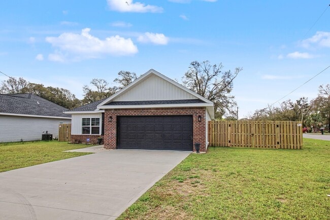 Photo - 197 W 1st Ave