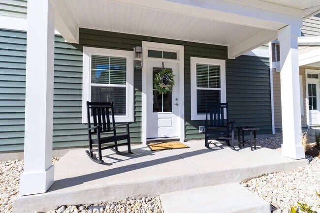 Photo - 110 B Jarvis Lndg Dr