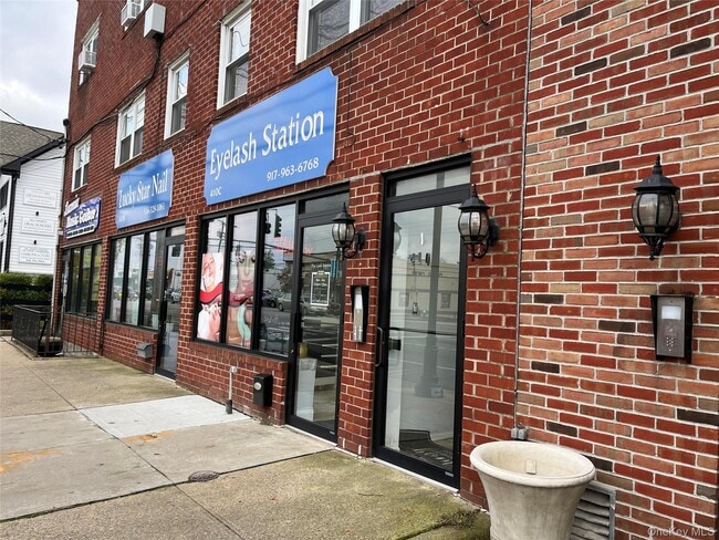 Photo - 410 Jericho Tpke Unit 2B