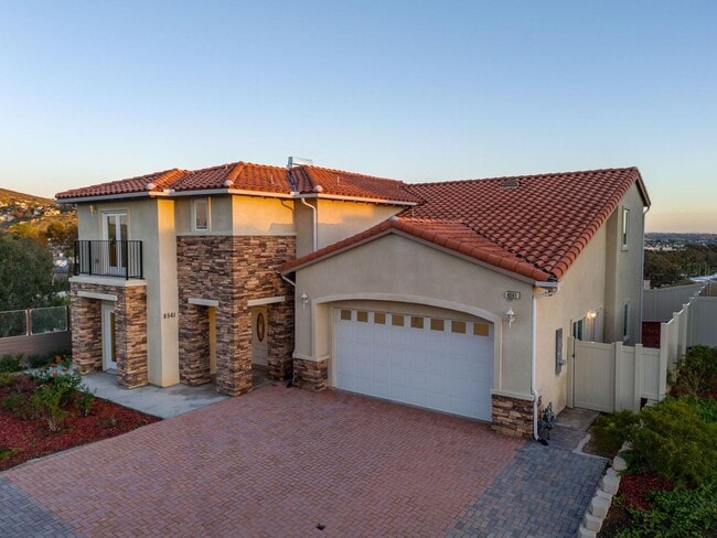 Photo - 5 Bedroom house with view