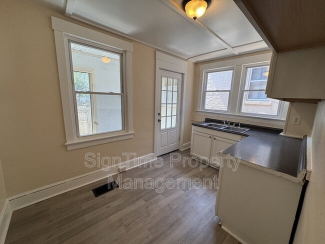 Photo - 235 East Ave