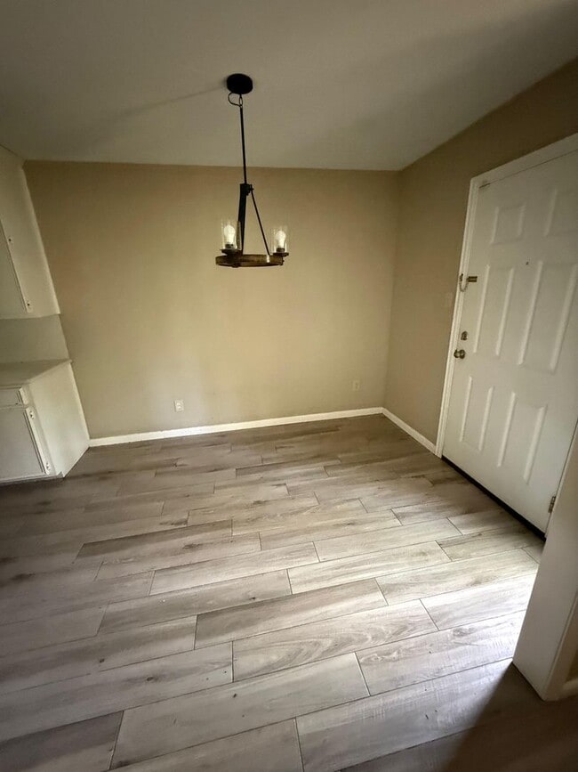 Photo - 1875 Westchase Dr