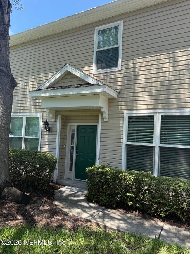 Photo - 7990 Baymeadows Cir E