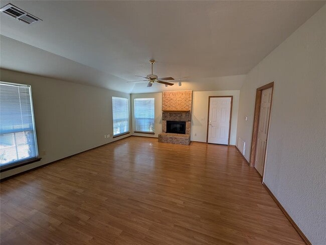 Photo - 2817 Brompton Dr