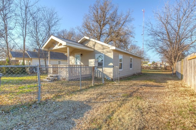 Photo - 1170 N Birmingham Ave