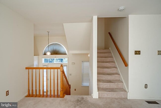 Photo - 609 Hamilton St