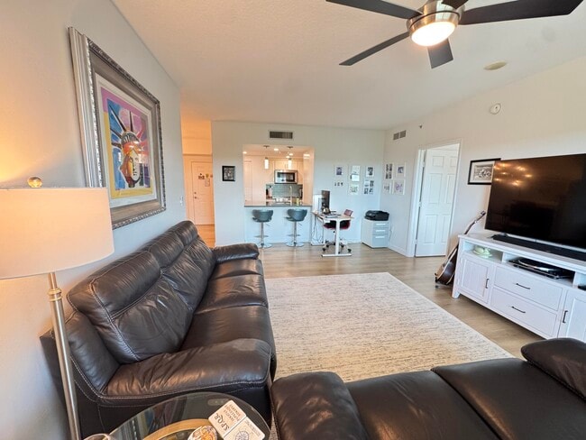 Photo - 700 E Boynton Beach Blvd Unit 608