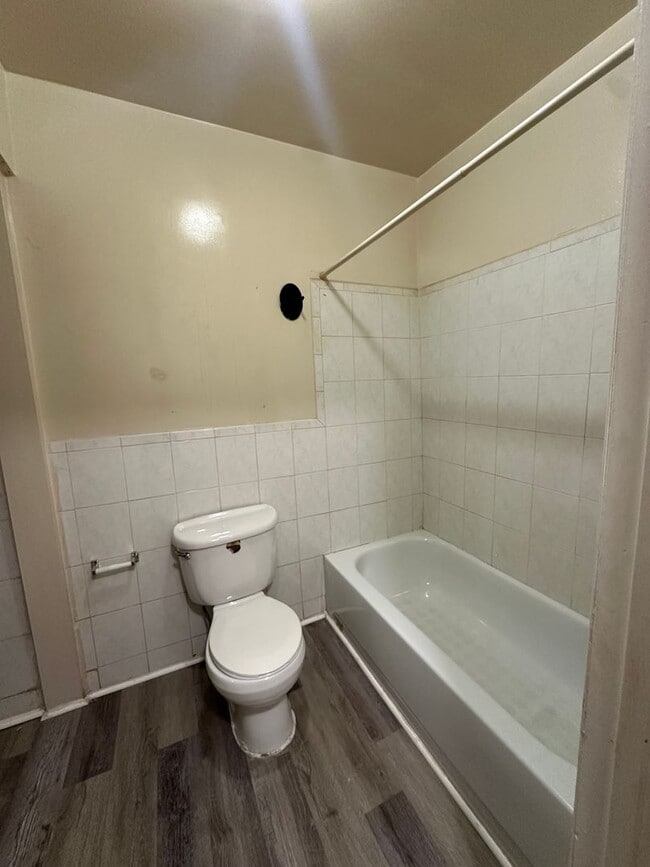 Photo - 138 N 8th St Unidad Apartment 1