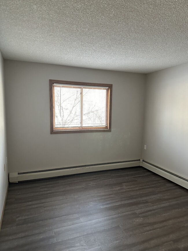 Photo - Shorewood Place Apartments