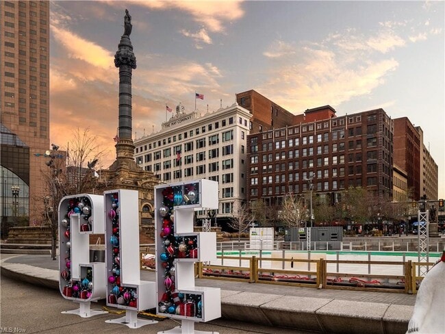 Photo - 140 Public Sq Unidad 402