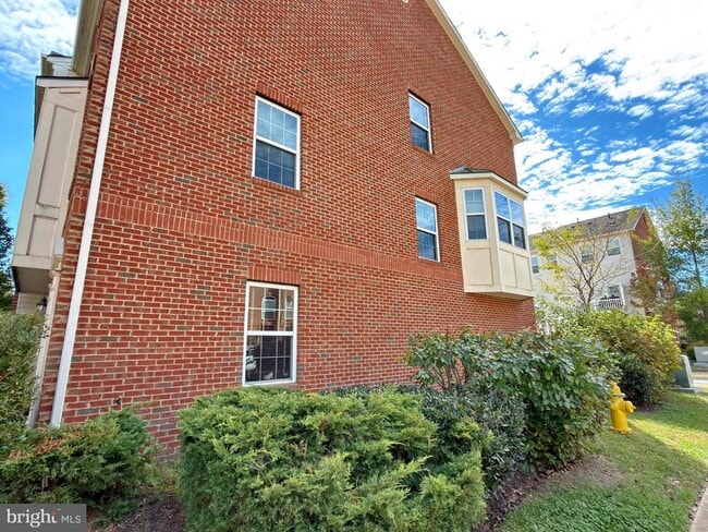 Photo - 2711 Coppersmith Pl