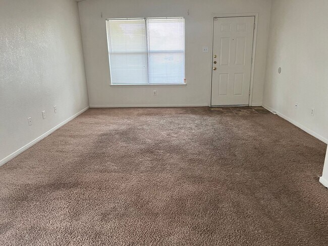 Photo - 402 Alpine St Unidad B