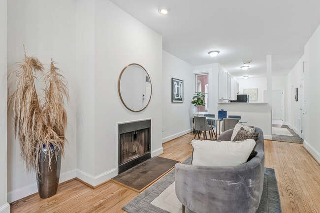 Photo - 1443 East Capital St SE