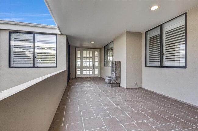 1115 Granville Dr
