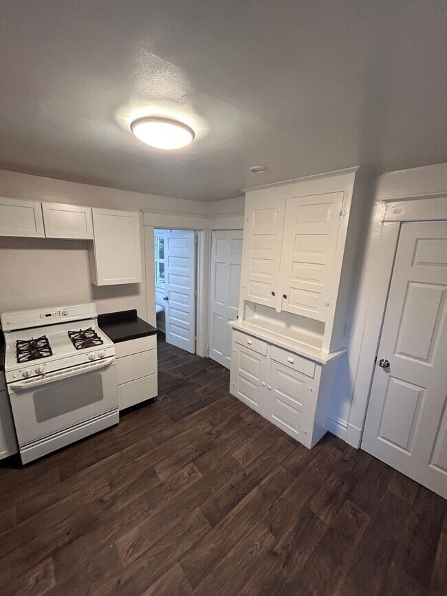 Photo - 1100 Jennette Ave NW Apartment Unit 2
