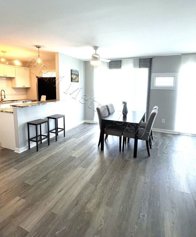 Photo - 22148 Dante St Unidad #211 Rental