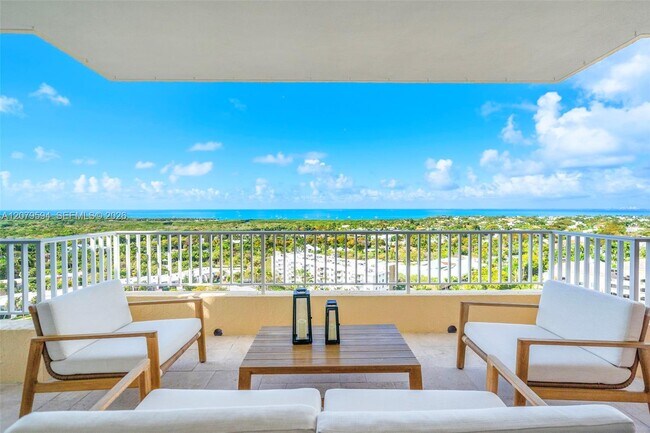 Building Photo - 789 Crandon Blvd Unit 1603