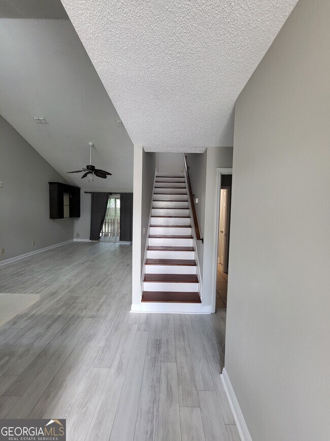 Photo - 207 Madison Ave