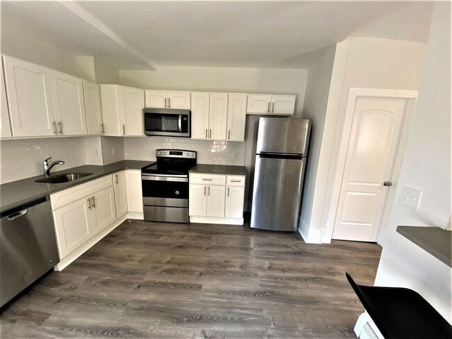 Photo - Brand New Renovated 5 Bedroom 2 Bathroom Home