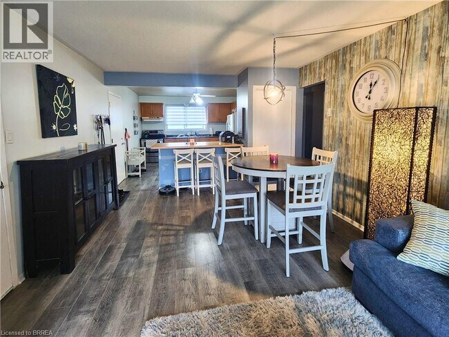 Photo - 85 Lyndhurst St Unit 3