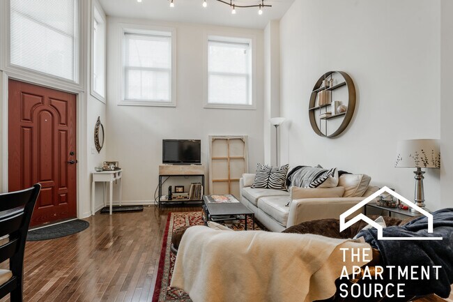 Photo - 1761 W Augusta Blvd Unidad 2f