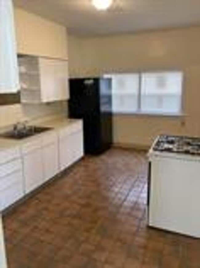 Photo - 210 N Central Ave Unidad 1