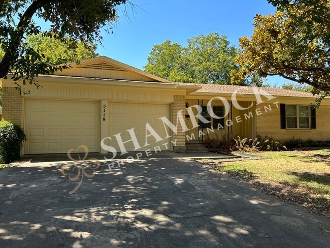 Photo - Updated 3/2 in Lake Air Estates