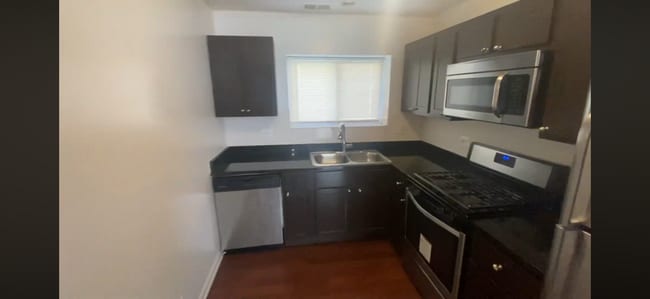 Photo - 2530 W Fitch Ave