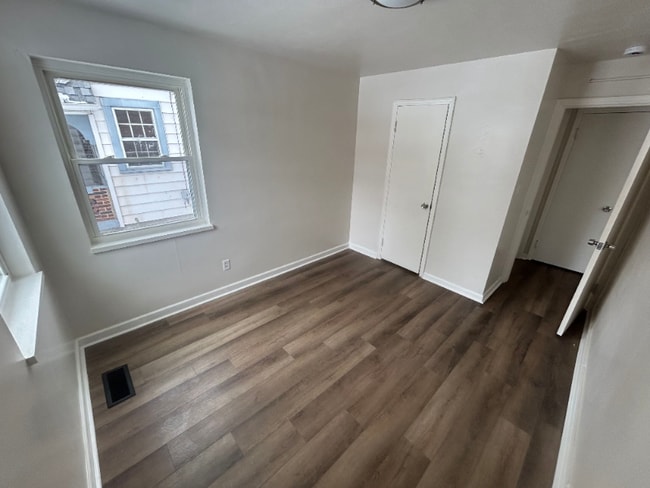 Photo - 2616 Newport Ave Unidad 1