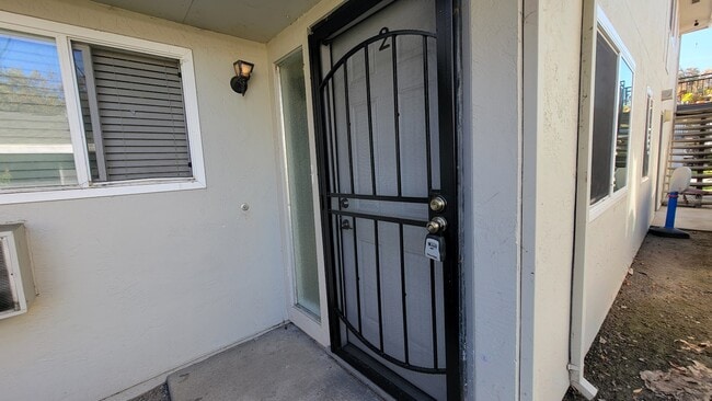 Photo - 5511 Eagles Ln Unit 2