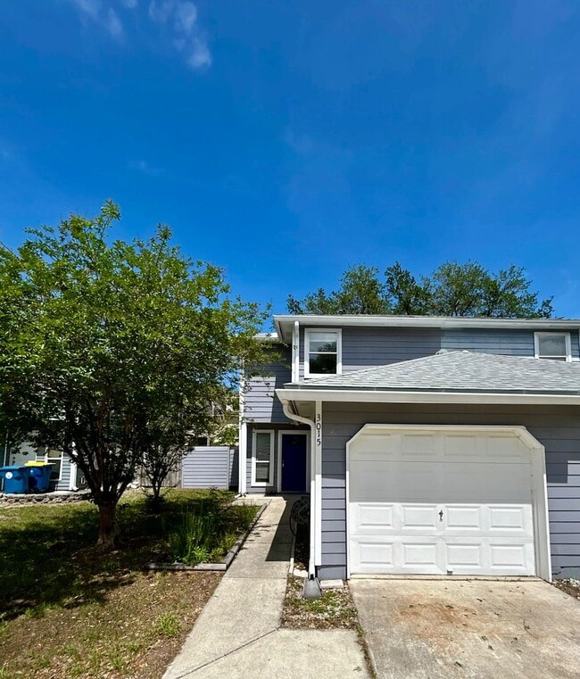 Photo - 3015 Candlewyck Ln E