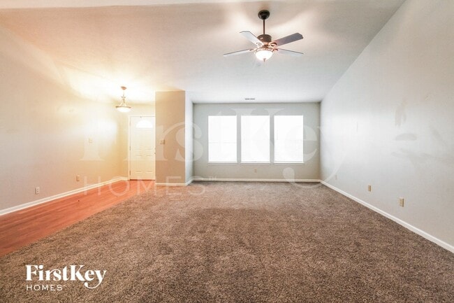 Photo - 41 Knoll Ln