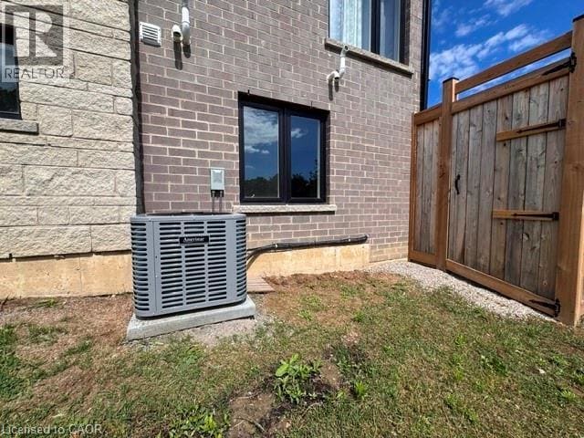 Photo - 85 Bensley Ln