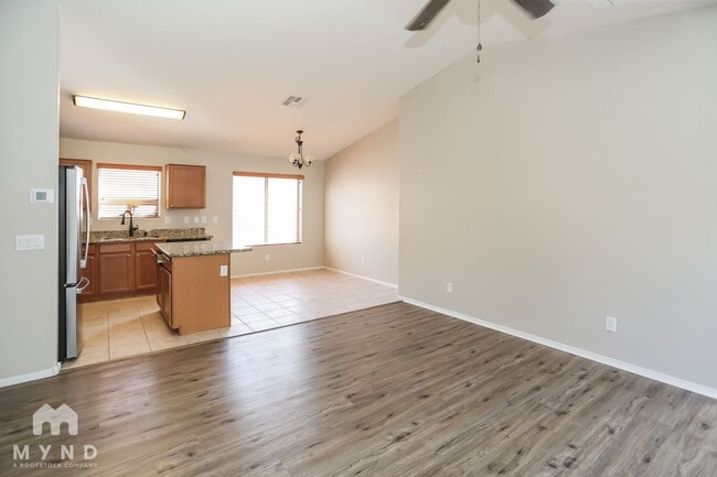 Photo - 41613 W Sunland Dr