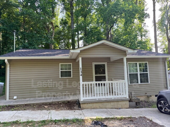 Building Photo - 134 Spruce St