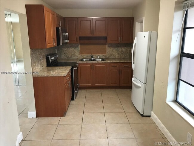 Photo - 4710 NW 12th St