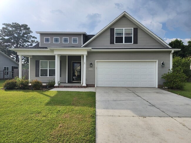 Building Photo - 3 Bedroom home with an upstair bonus room located in Swansboro. Showings Available!