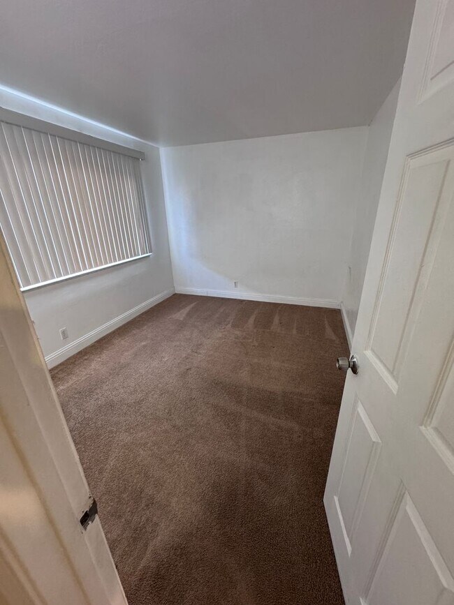 Photo - 761 Shepherd Ave Unit 1