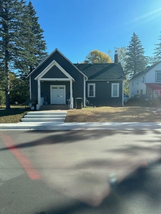 Building Photo - 1009 S 7th St Unit 1009 S 7th St - A