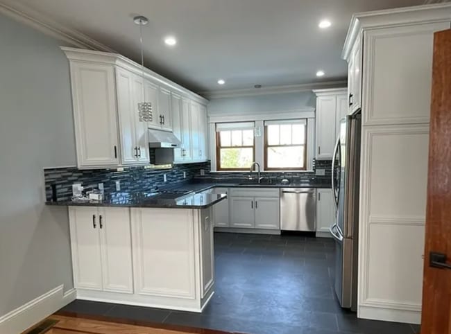 Building Photo - 46 Gerrish St Unit 1 Rental
