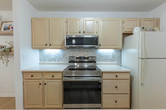 Photo - 6561 Brigham Sq Unit 4