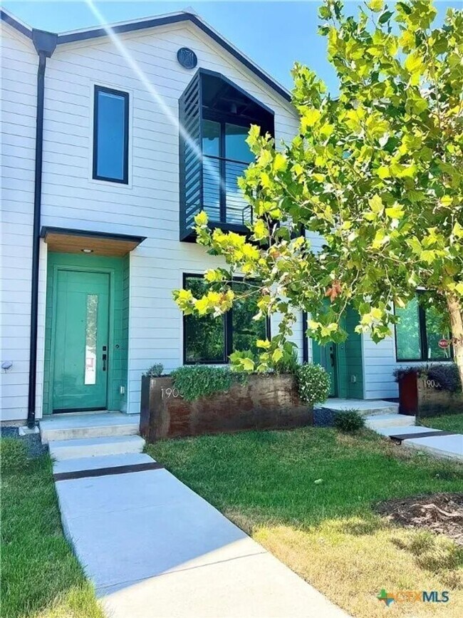 Photo - Modern Townhome in the Heart of the City