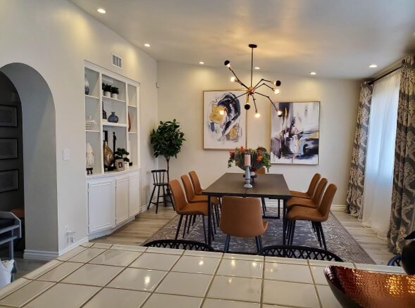1035 Justin Ct