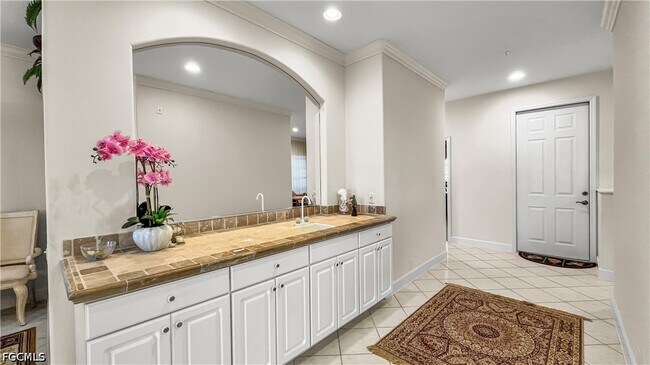 Photo - 9121 Southmont Cove Unit 304