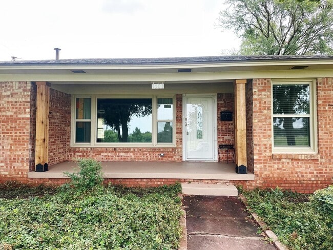 Photo - 3501 Sheridan Rd