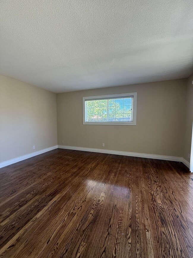 Photo - 1767 Cardel Way