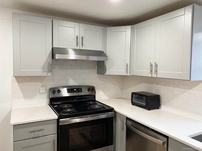 Photo - 153 Southside Ave